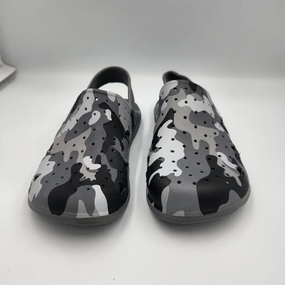 Totes Sol Bounce Gray Camouflage Clog Splash & Play‎ Sandals Boys SZ 13-1 New